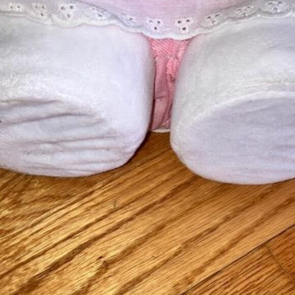 Adorable "HELLO KITTY" Large 17.3" Stuffed Plush & Standing Toy - Picture 5 of 5